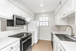 featured image of 8335 Summa Ave