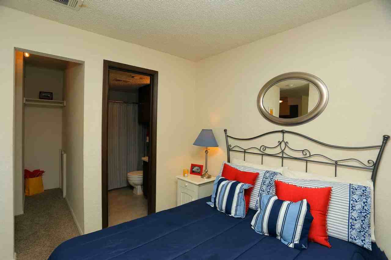 The Arlo at River's Edge - Photo 4 of 15