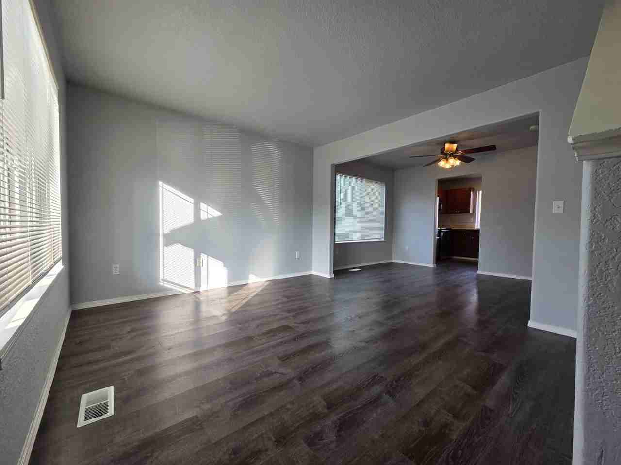 1425 186th Street Ct E - Photo 3 of 27