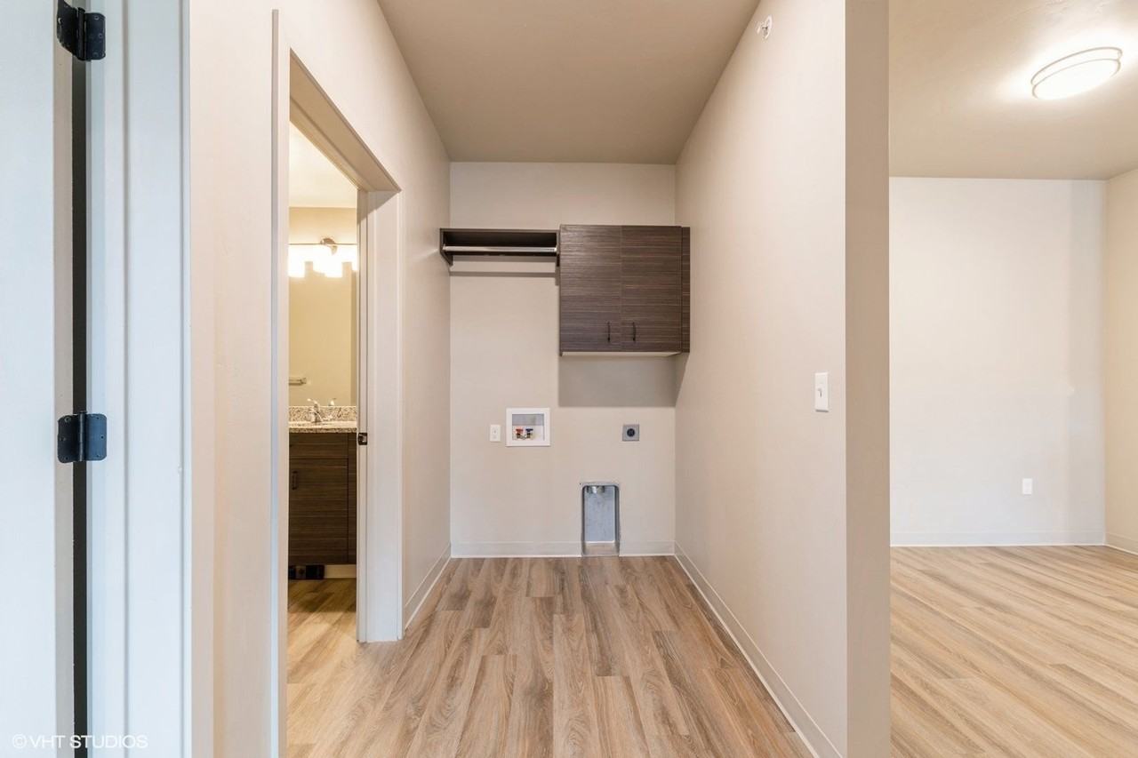 1950 Jefferson Blvd #307 - Photo 7 of 15