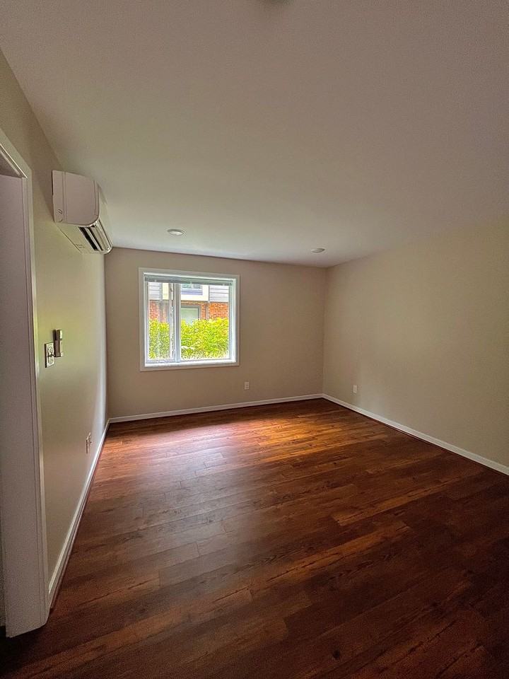 630 Park Lane - Photo 5 of 14