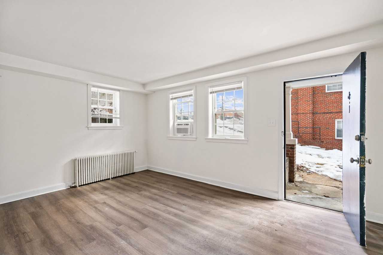 Red Top Flats - Photo 7 of 17