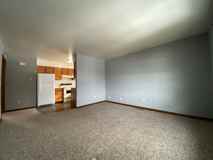 124 S Silverwood Ln - Photo 1 of 1