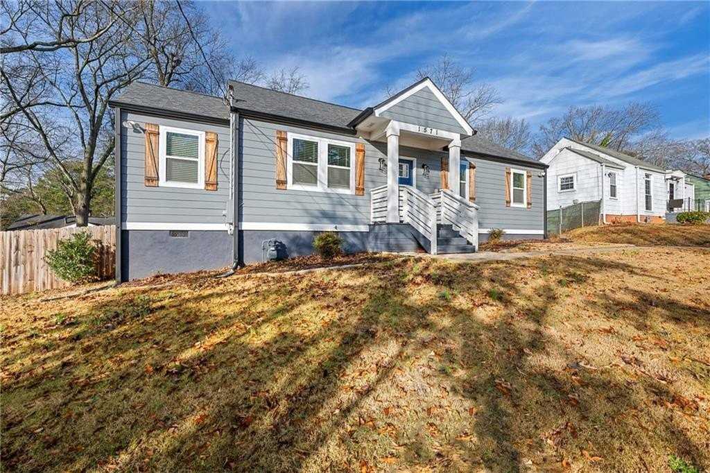 1571 Belmont Ave Sw - Photo 2 of 22