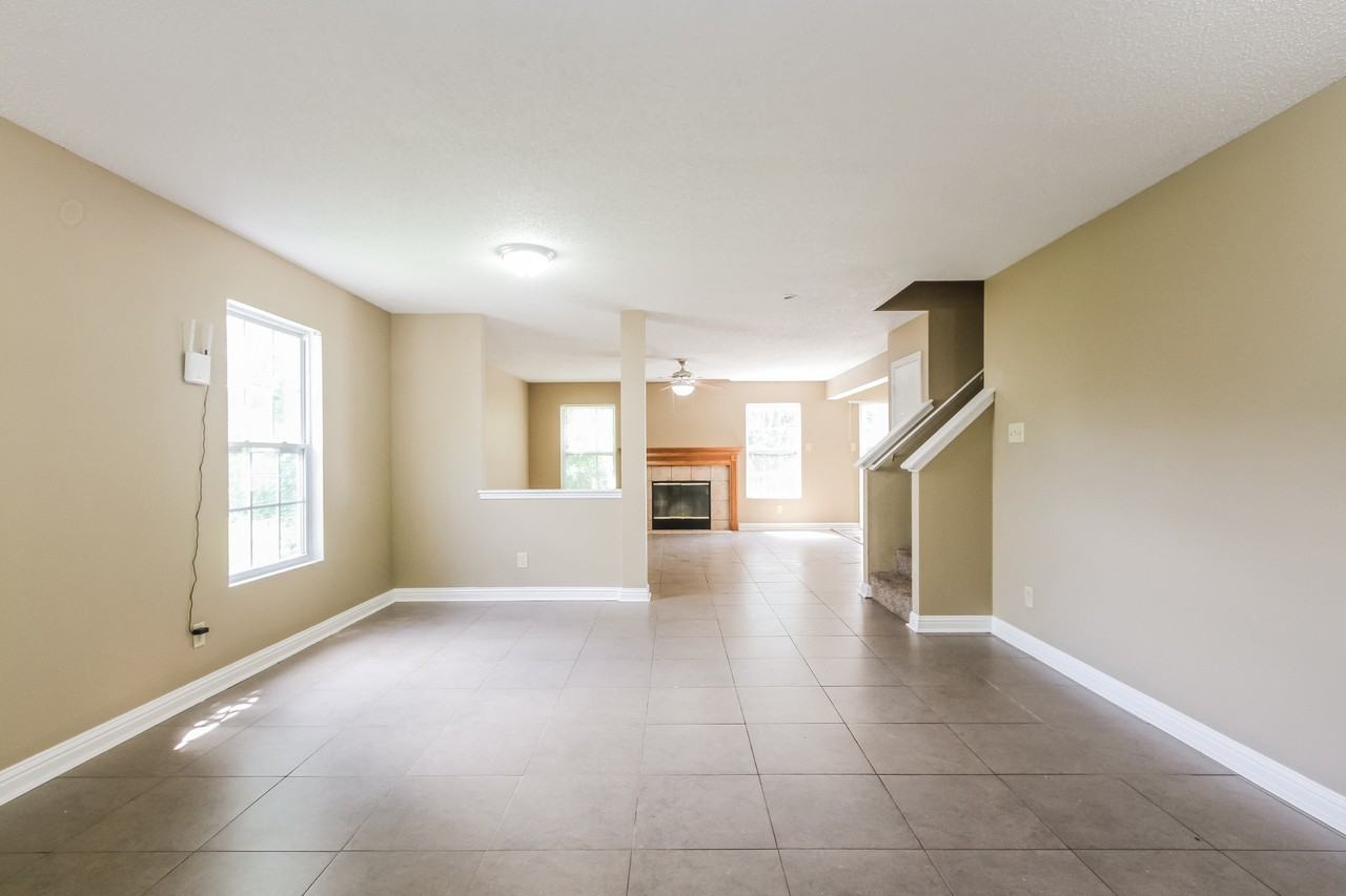 8610 Belle Union Ct - Photo 5 of 15