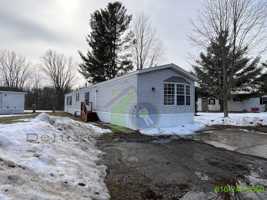 featured image of 124 Merson Rd #17