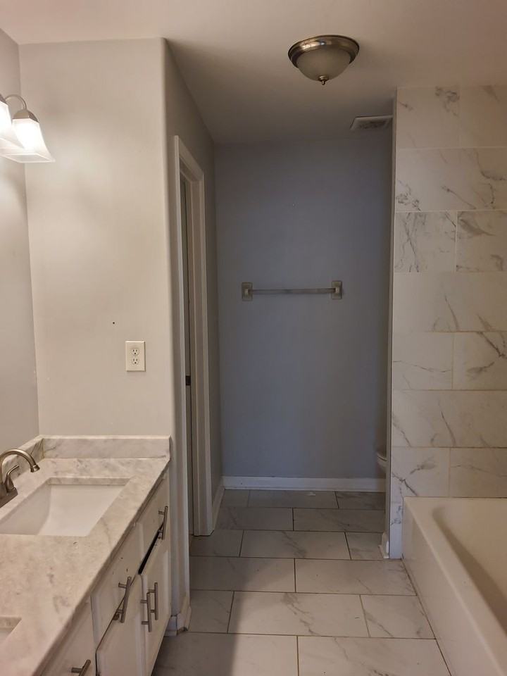 6885 Brady Hill Dr - Photo 6 of 14