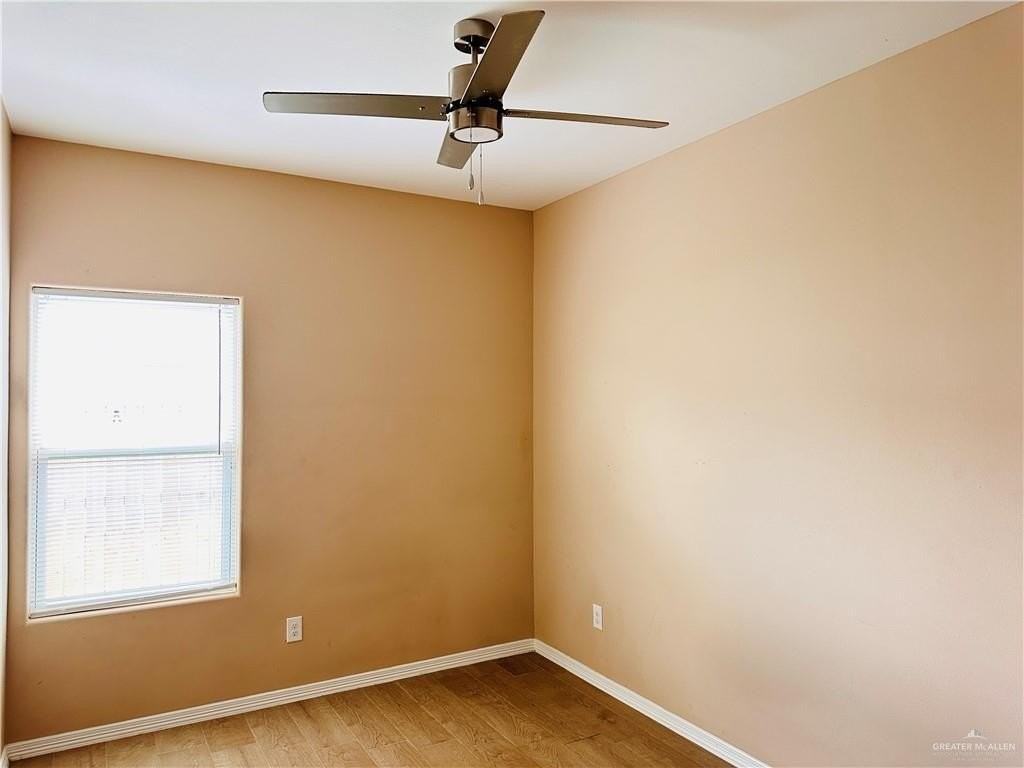 2918 W Driftwood St Unit 3 #3 - Photo 5 of 11