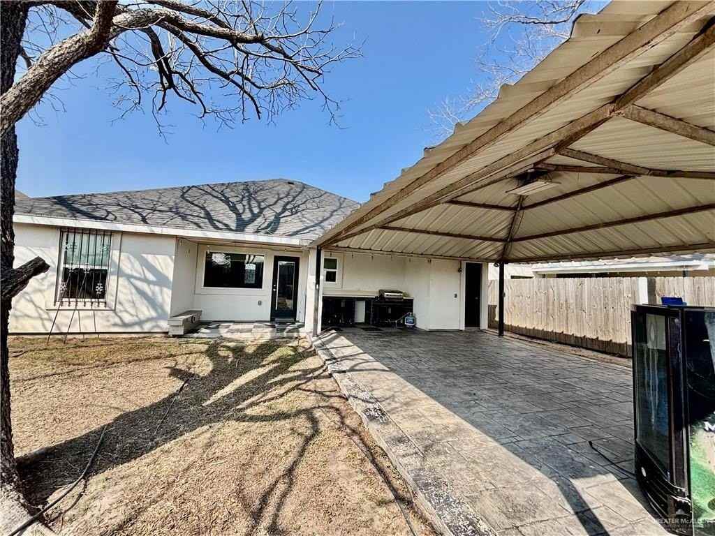 1107 Palazzo Dr - Photo 3 of 5