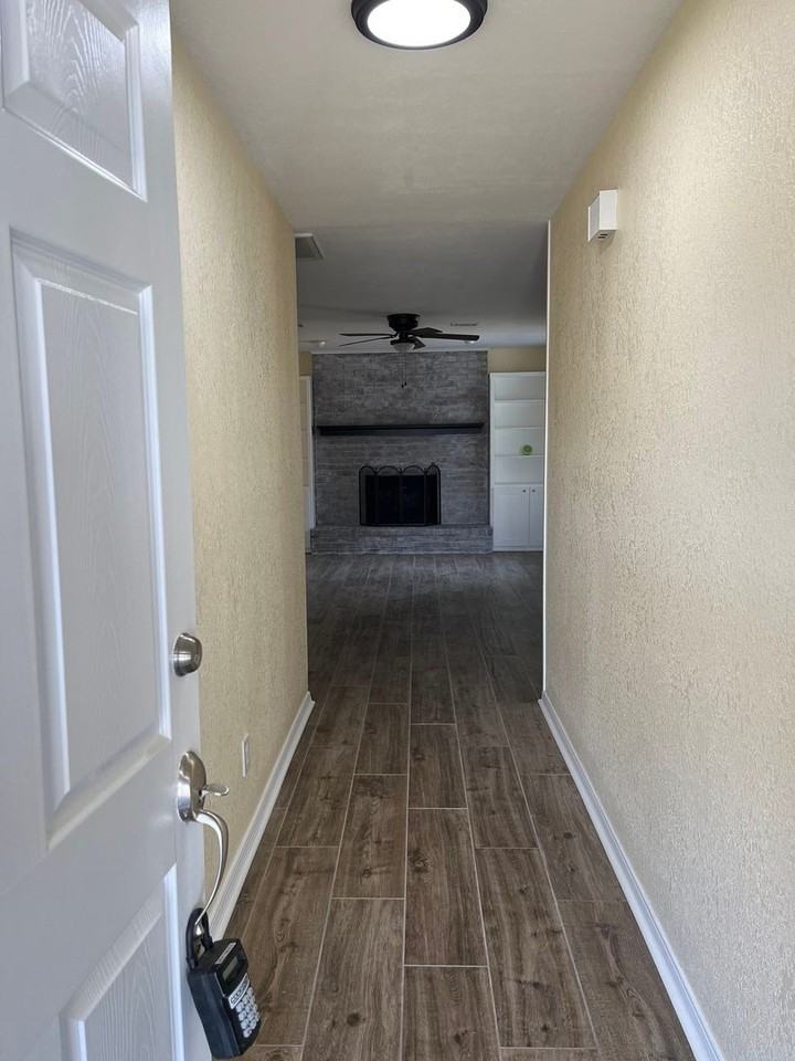 3200 S 56th St - Photo 3 of 26