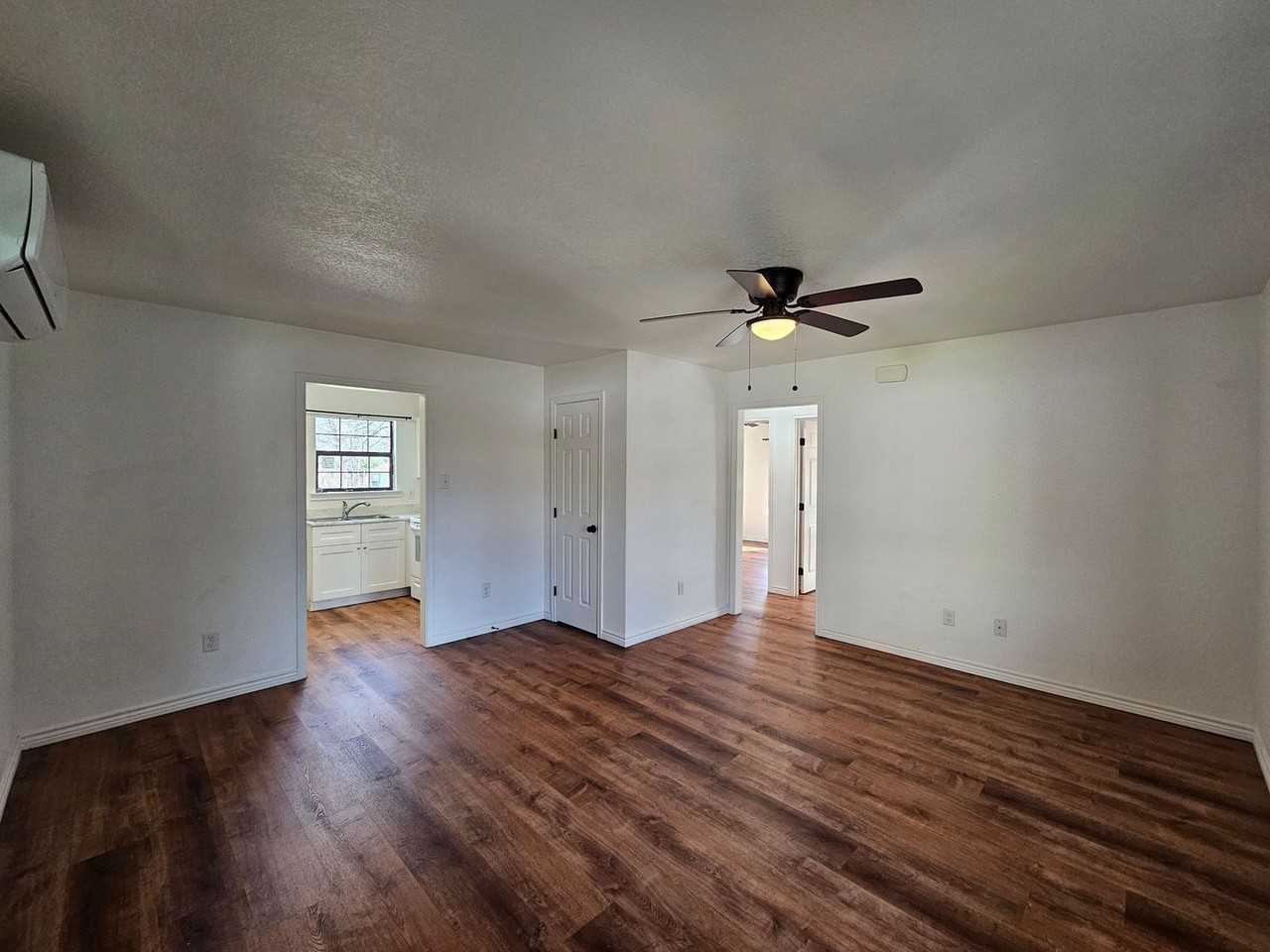 1905 Alamo Ave - Photo 3 of 12