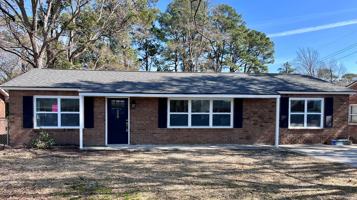 featured image of 220 Phillips Ave