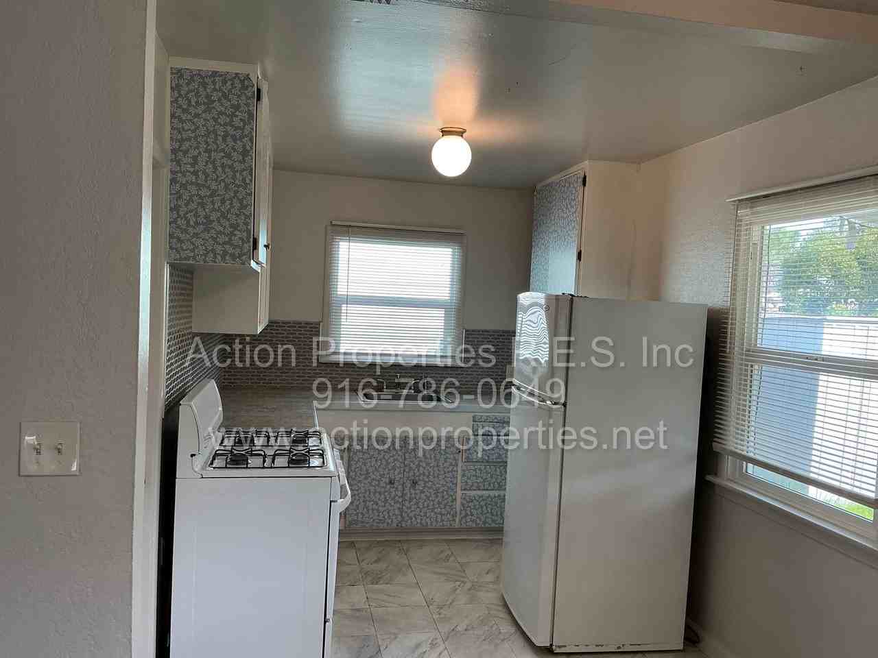 2524 Anna Way - Photo 6 of 11