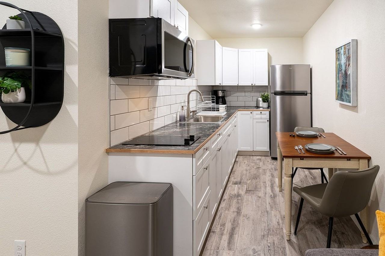 Easy Street Townhomes - Photo 3 of 42