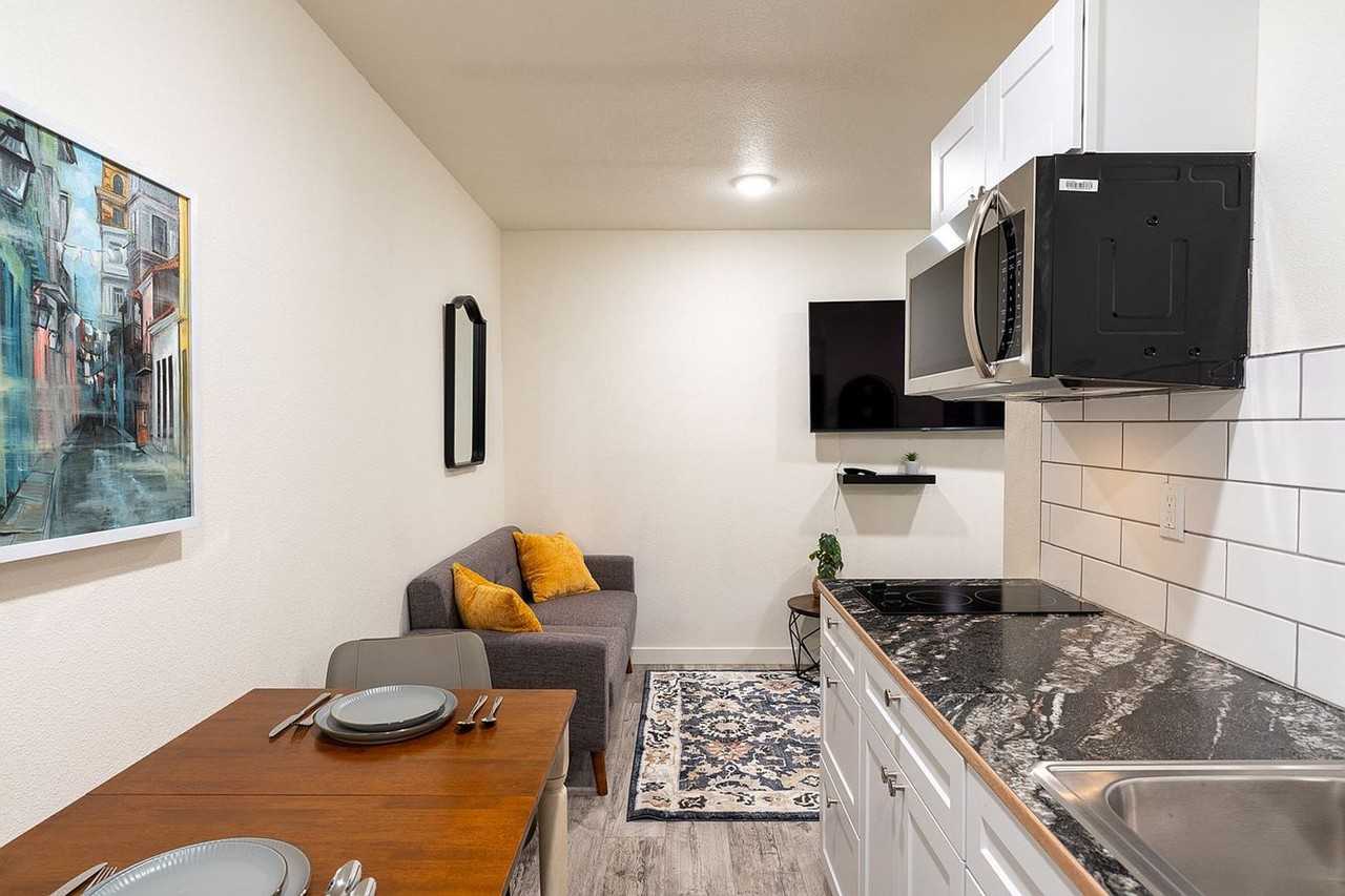 Easy Street Townhomes - Photo 4 of 42