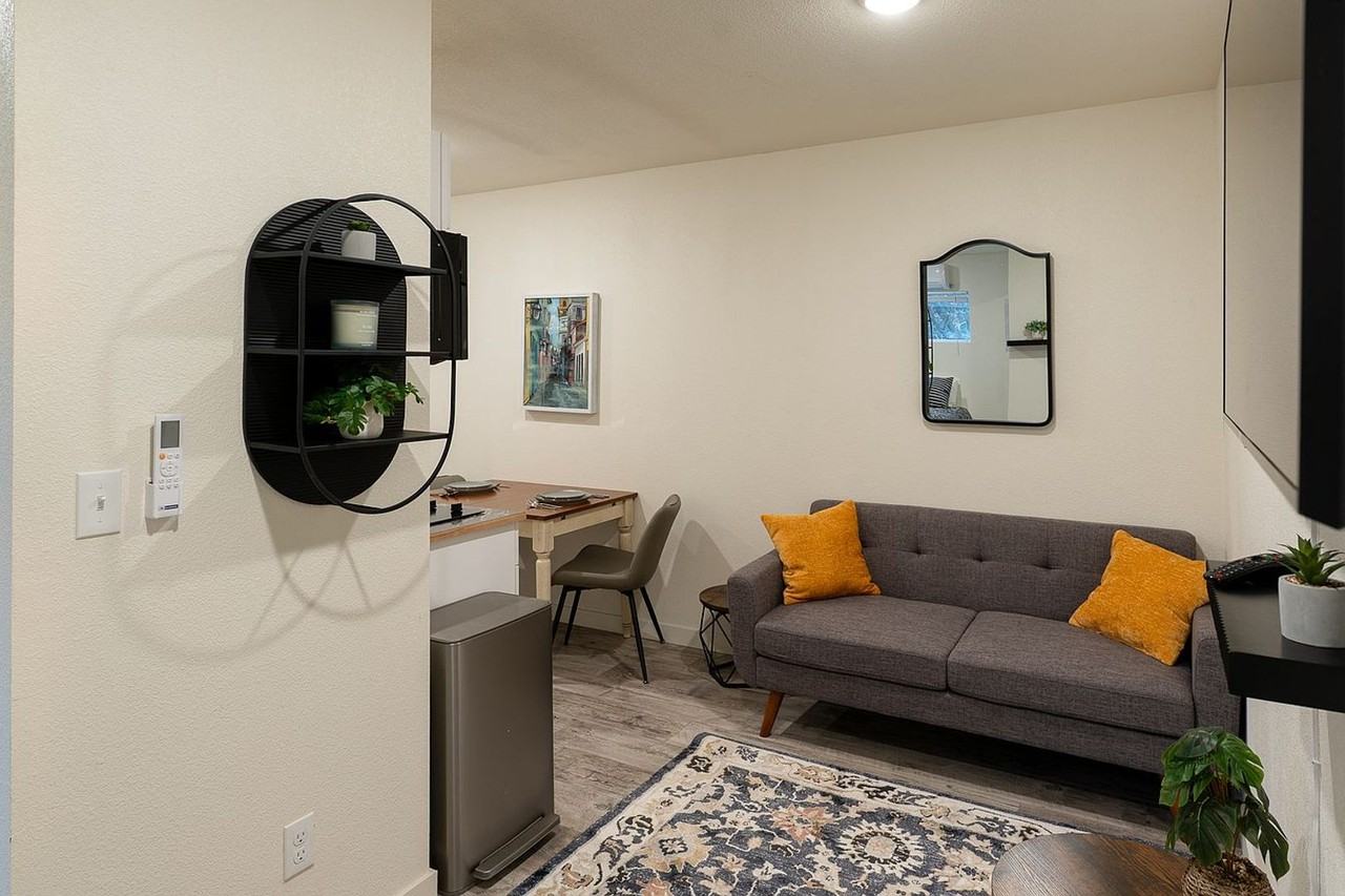 Easy Street Townhomes - Photo 5 of 42