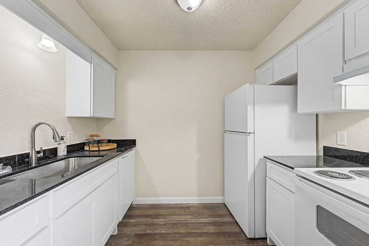 6551 E 31st St #17 - Photo 5 of 21