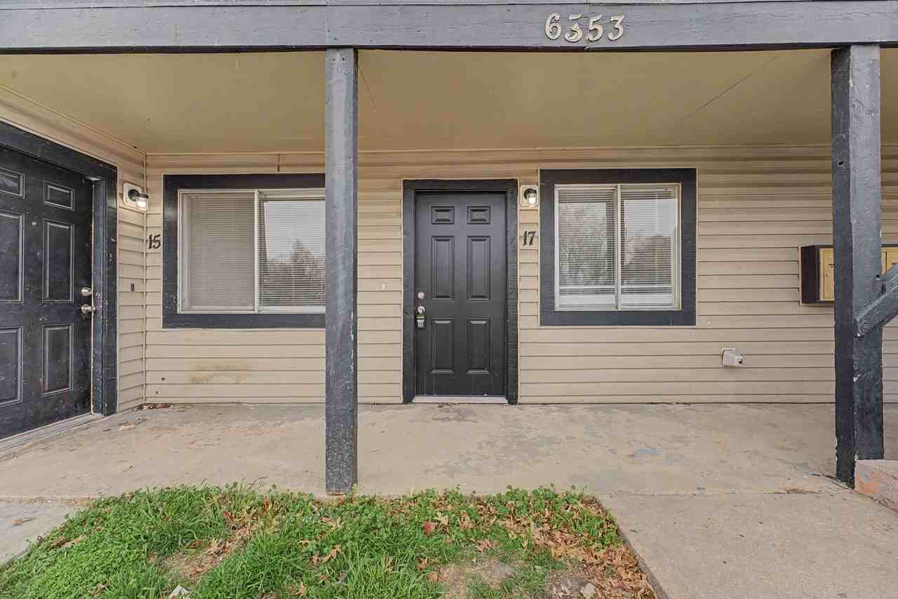 6551 E 31st St #19 - Photo 5 of 21