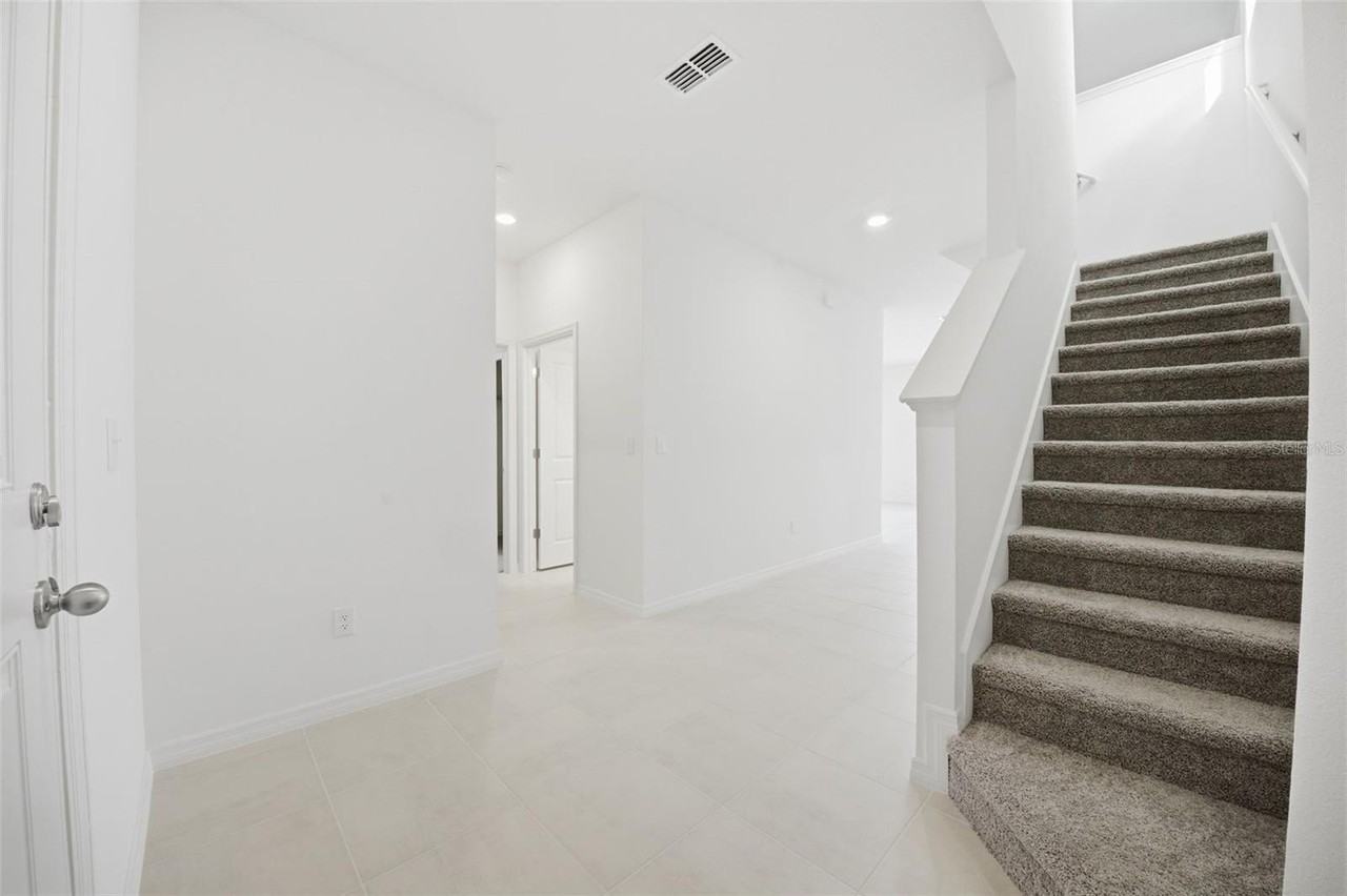 37411 Roanoke River Way - Photo 5 of 50