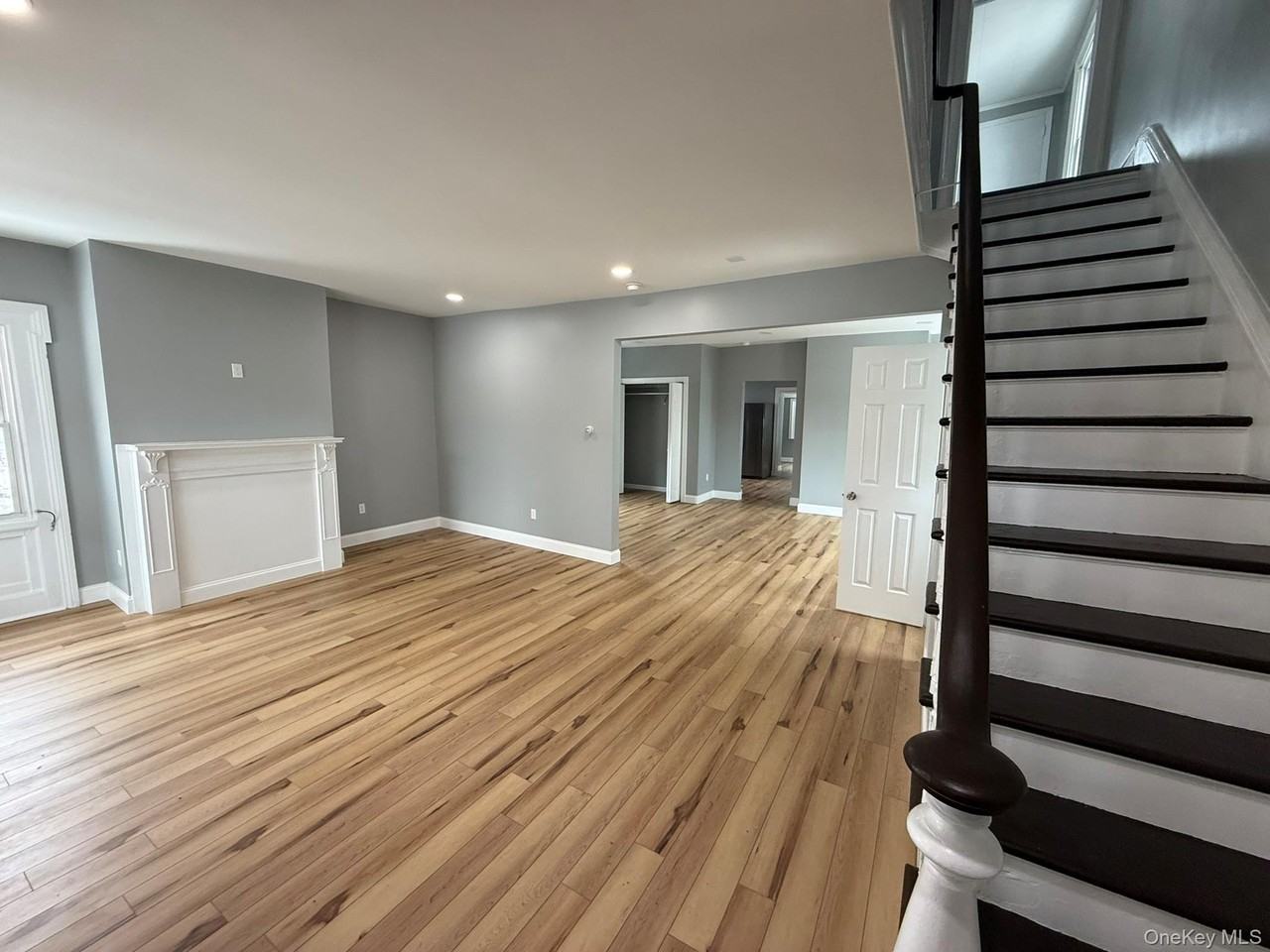 7 Mulberry St - Photo 5 of 27