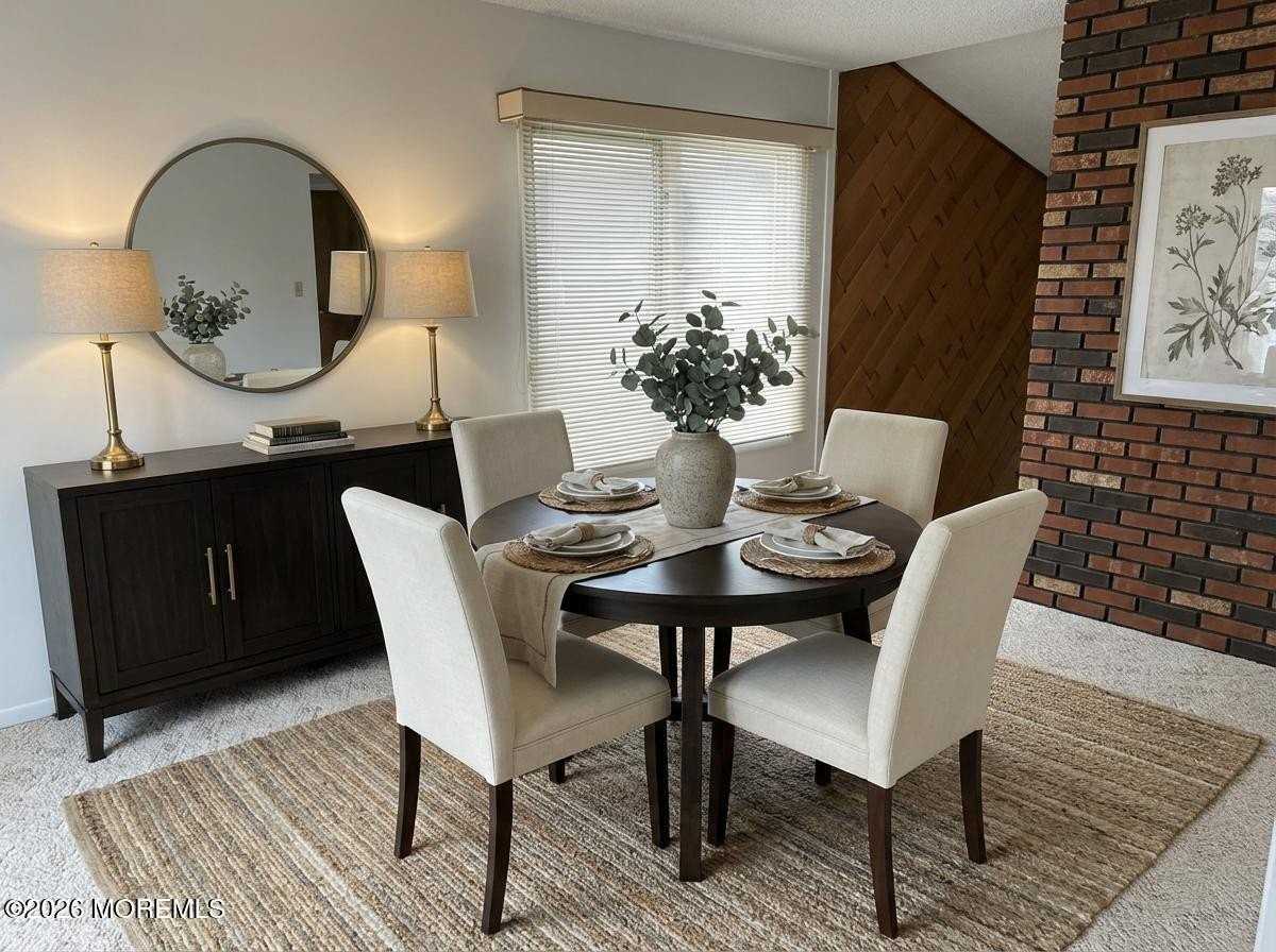 13 Chippewa Rd - Photo 3 of 11