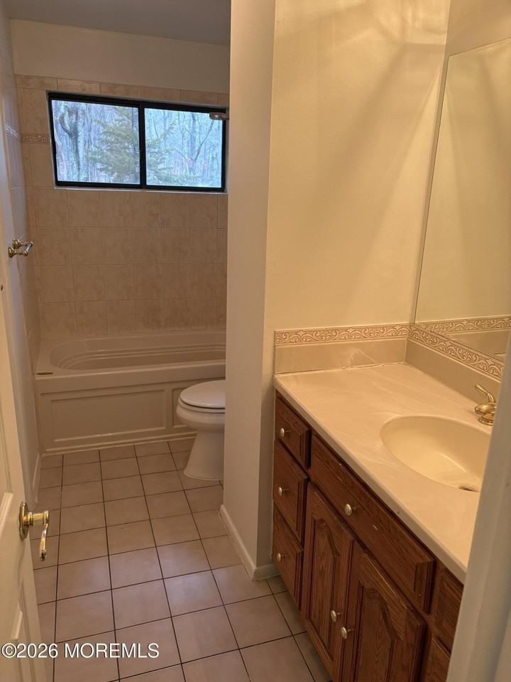 13 Chippewa Rd - Photo 7 of 11