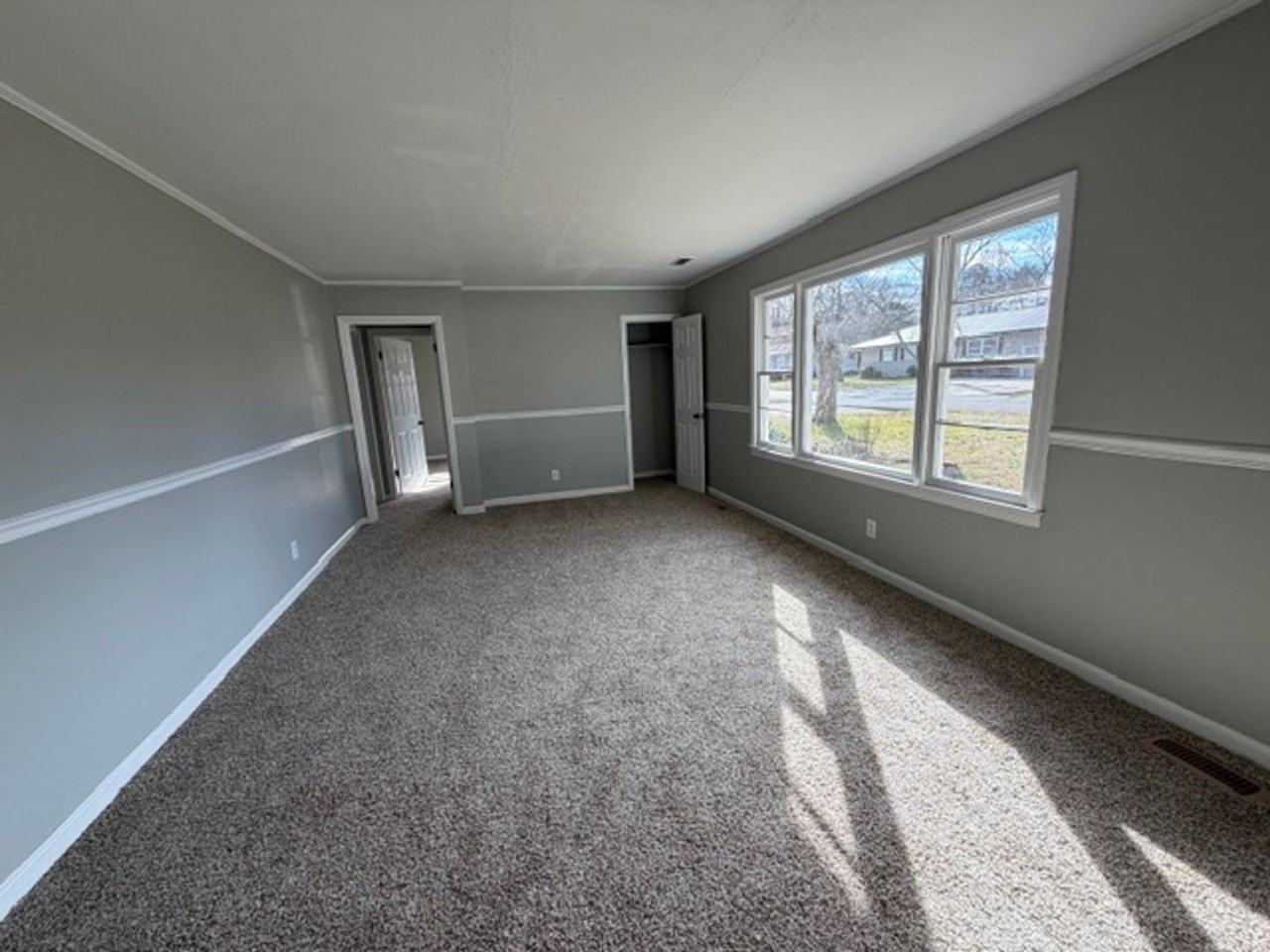 1313 Haun Dr Sw - Photo 3 of 18