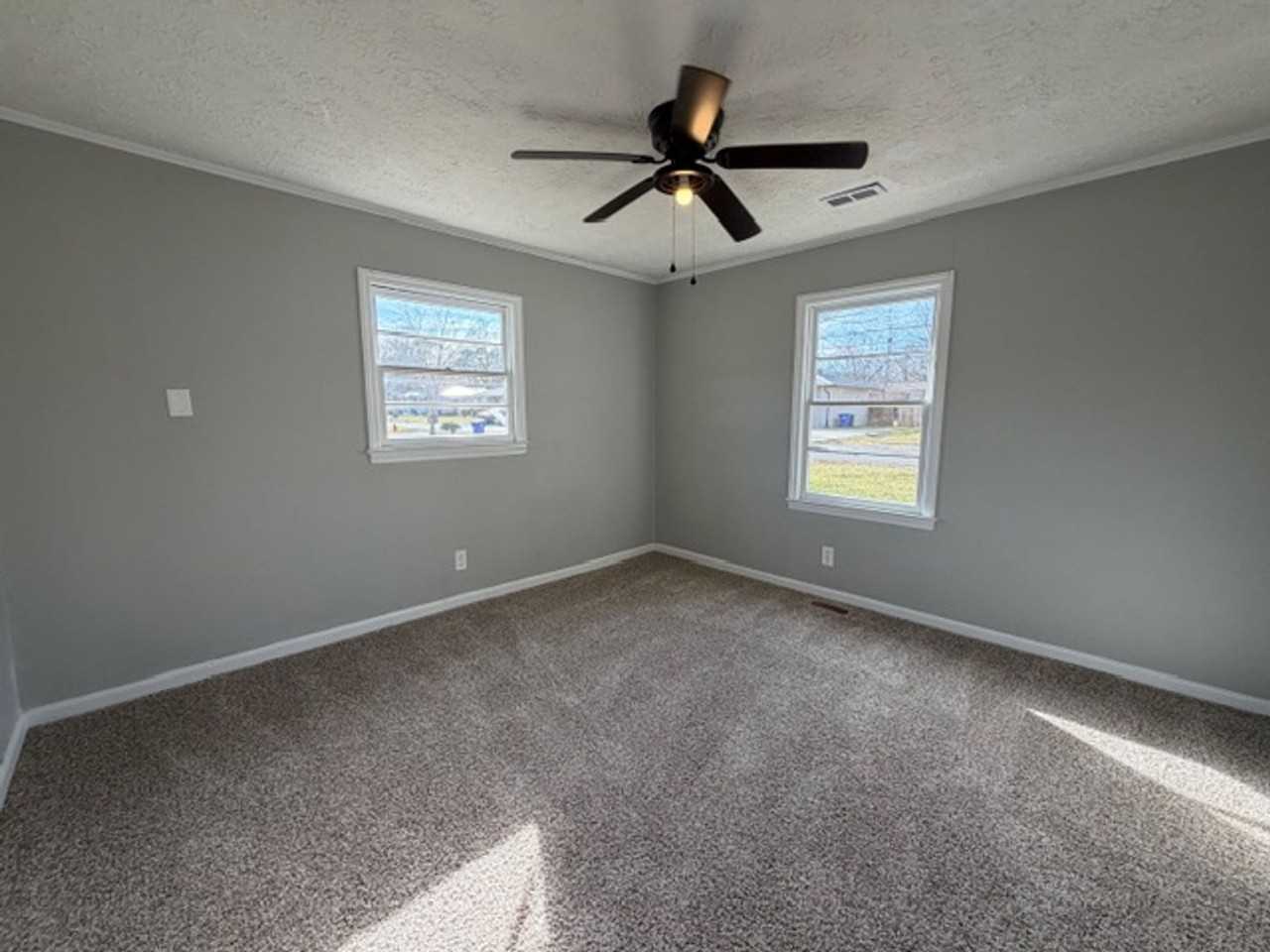 1313 Haun Dr Sw - Photo 5 of 18