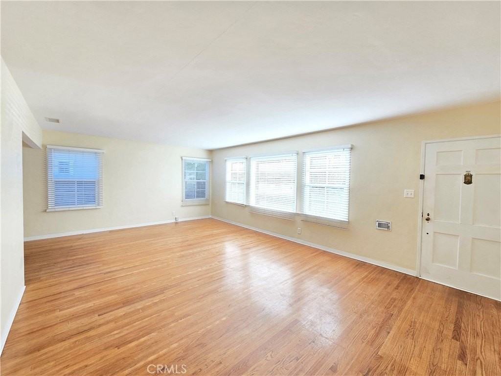 3869 Bandini Ave - Photo 3 of 17