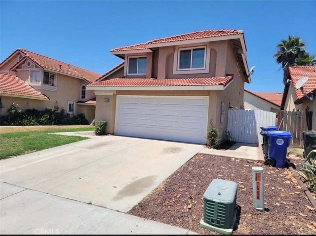 7598 Honeysuckle St - Photo 2 of 19