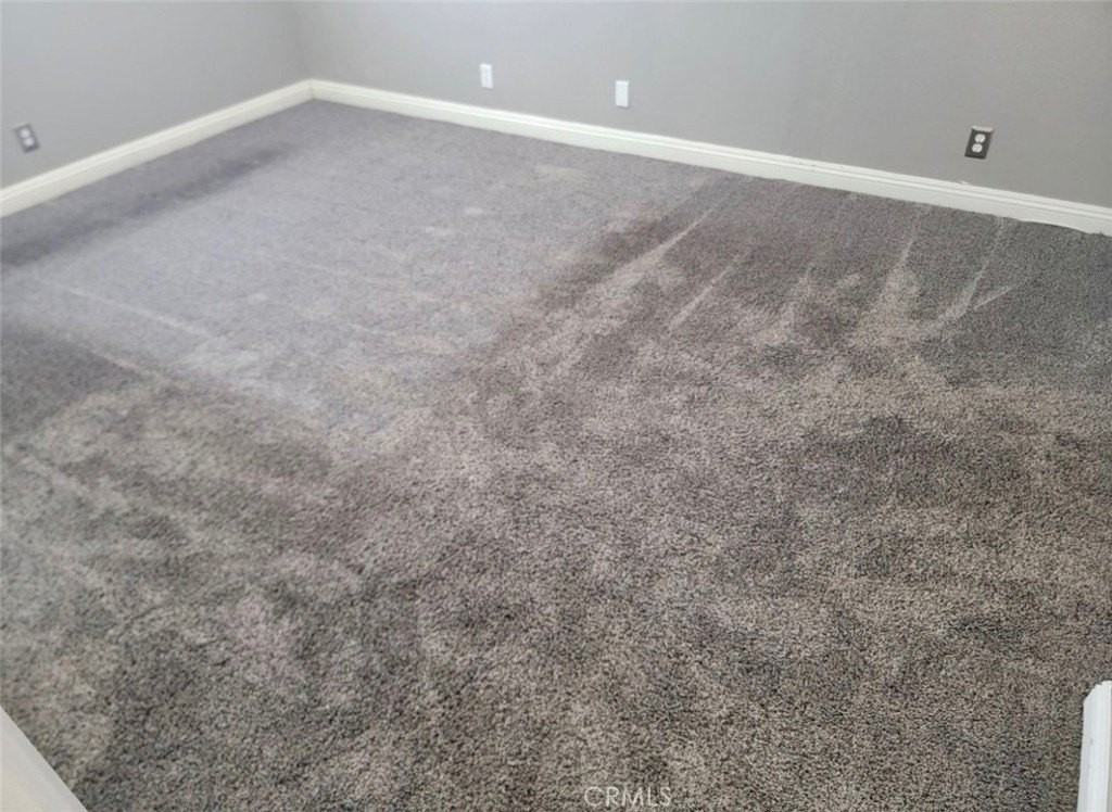 7598 Honeysuckle St - Photo 7 of 19