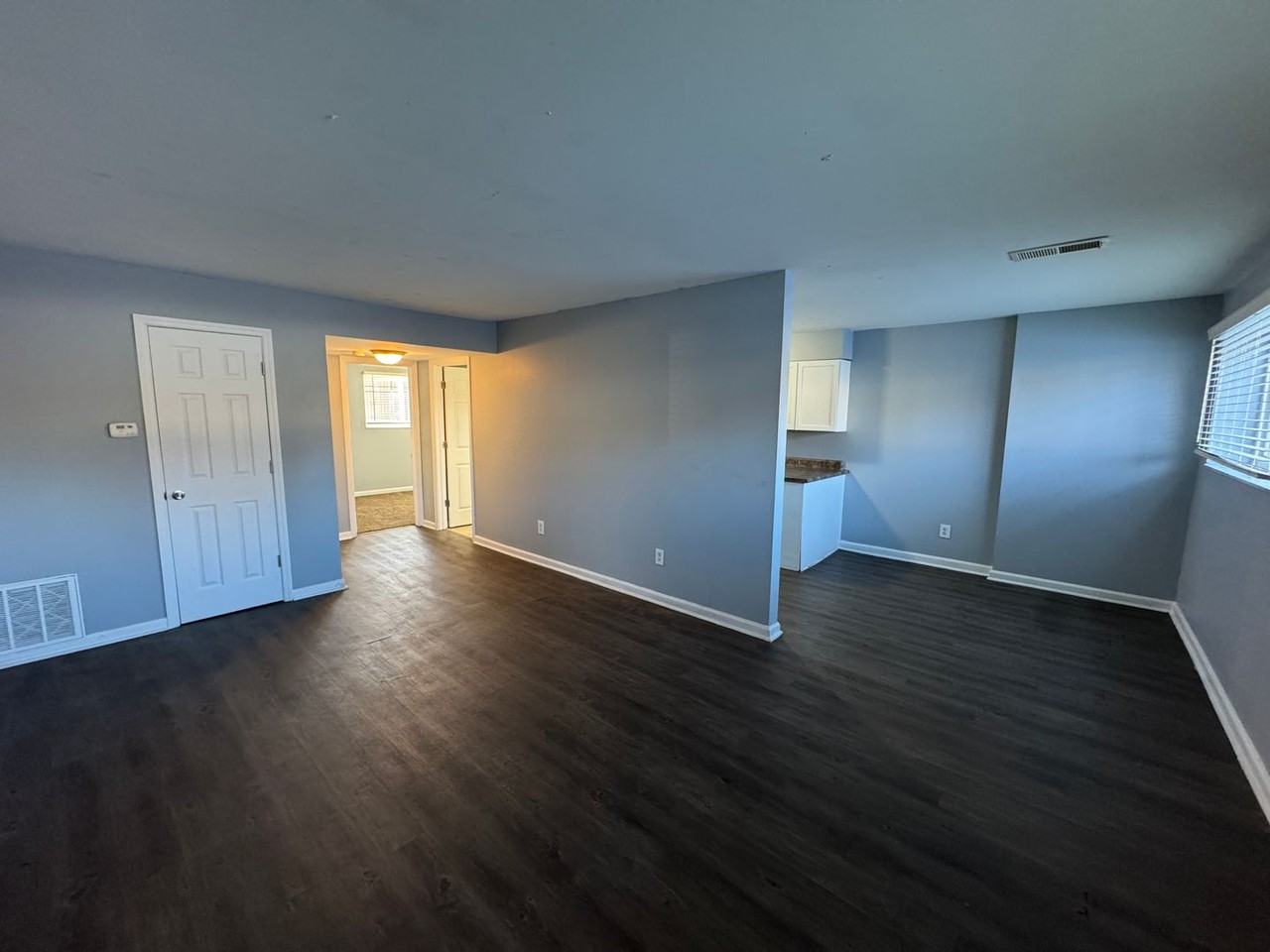 9126 E 10th St - Photo 2 of 19