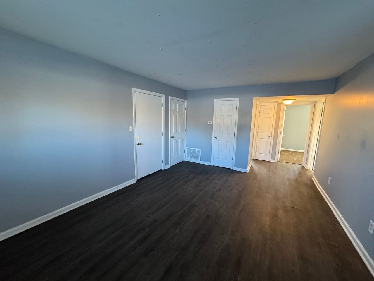 9126 E 10th St - Photo 4 of 19