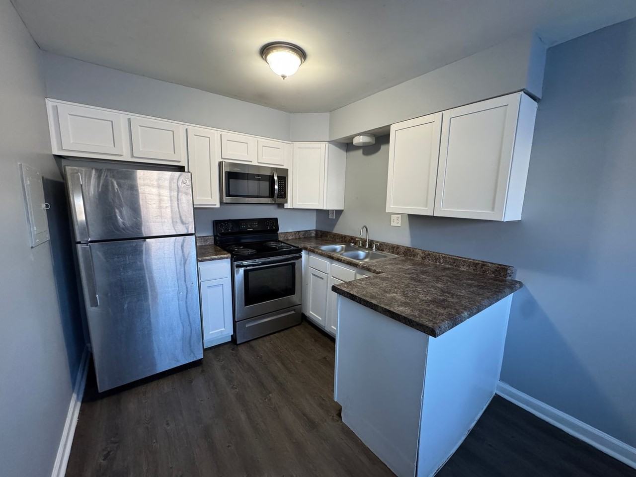 9126 E 10th St - Photo 7 of 19