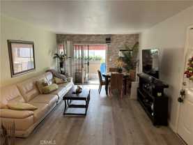 440 Chestnut Ave #2D - Photo 1 of 1