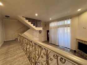 13243 Vanowen St #5 - Photo 1 of 1