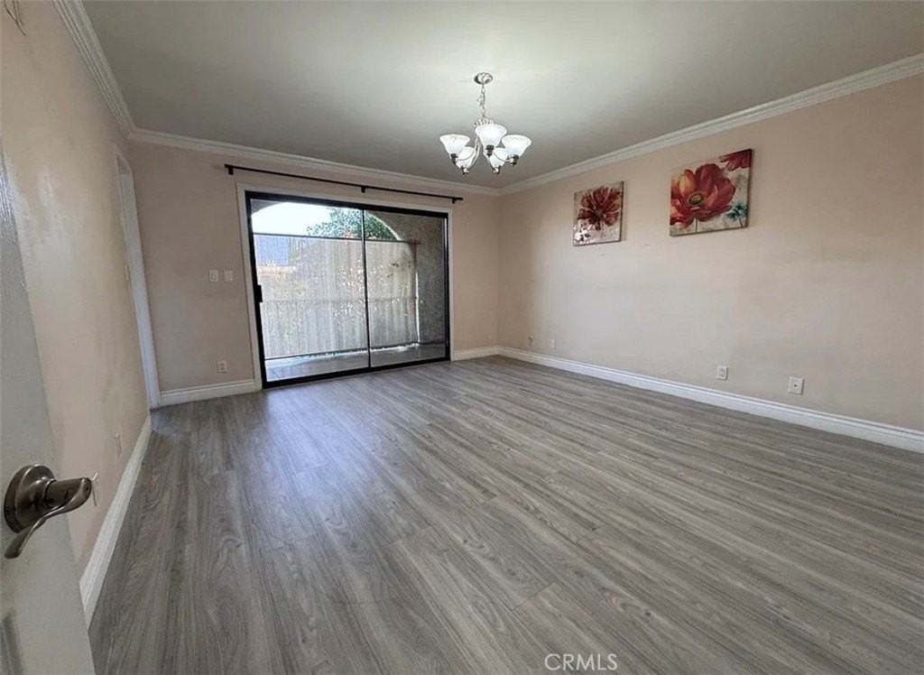 13243 Vanowen St #5 - Photo 3 of 16