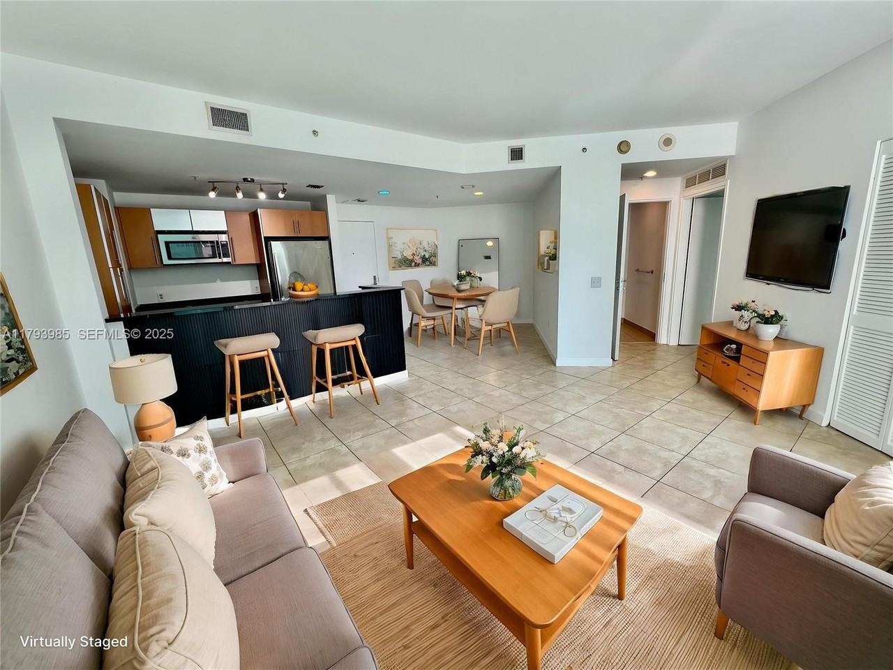 300 South Biscayne Boulevard ##1405