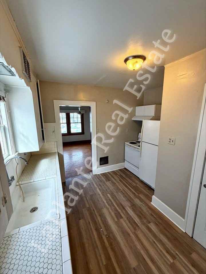 805 Kipling Dr - Photo 5 of 18