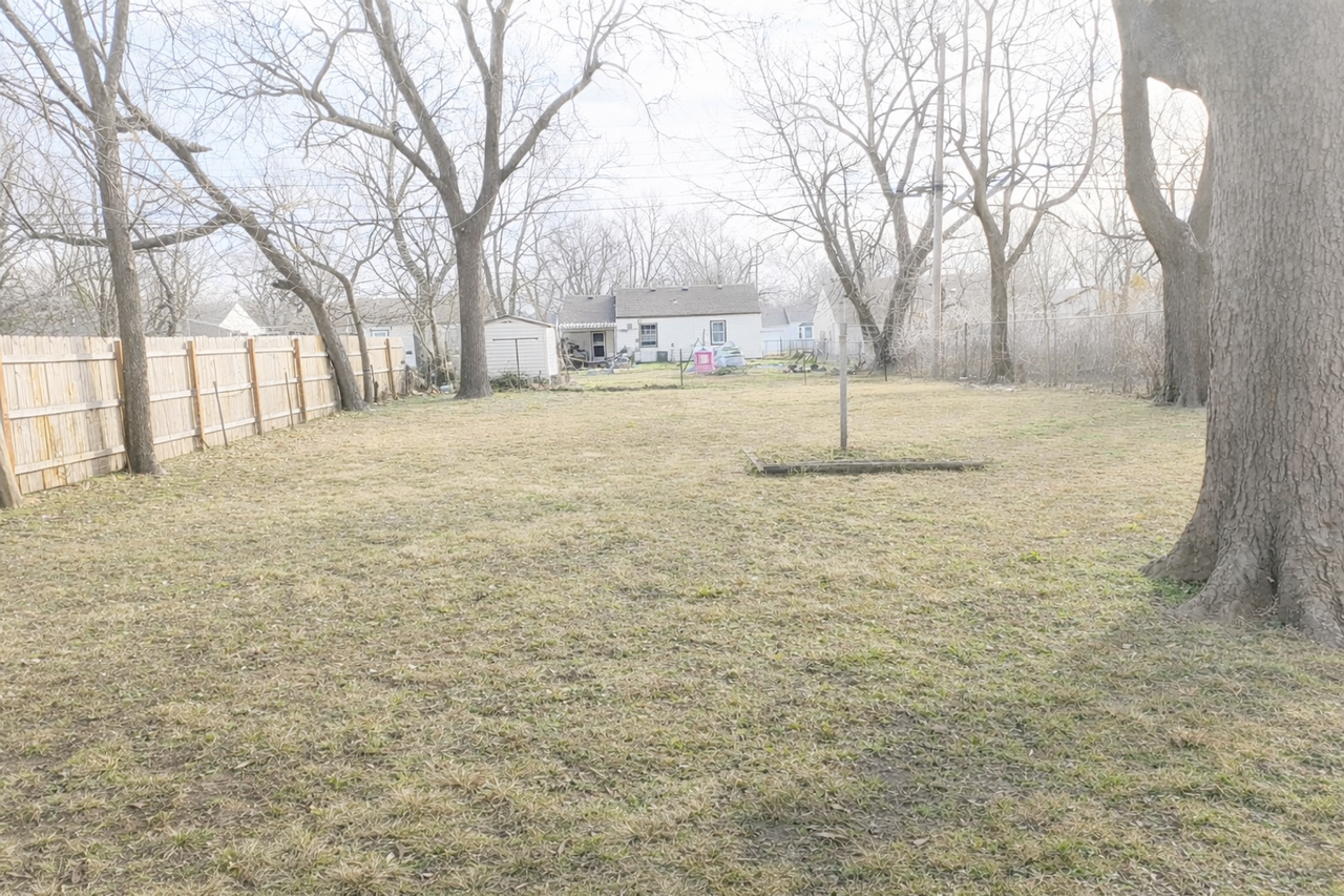 2502 S Mead St - Photo 3 of 12