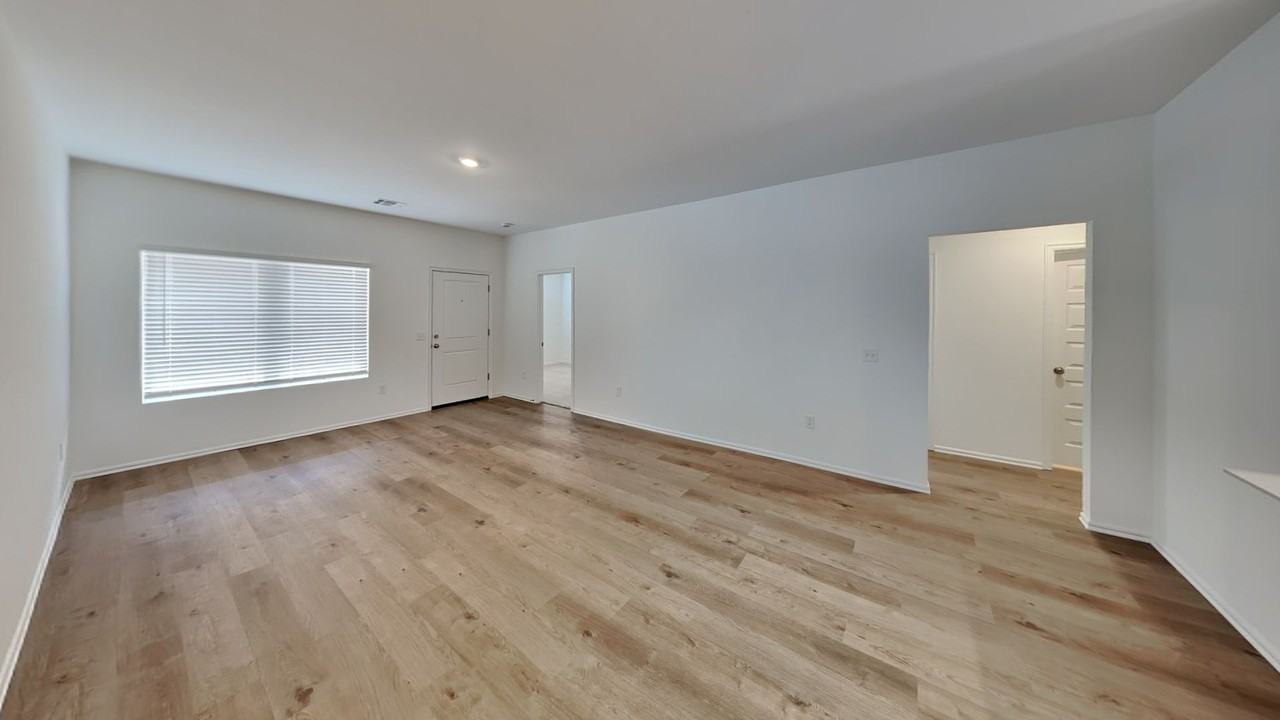 16205 Lovers Ln - Photo 5 of 20