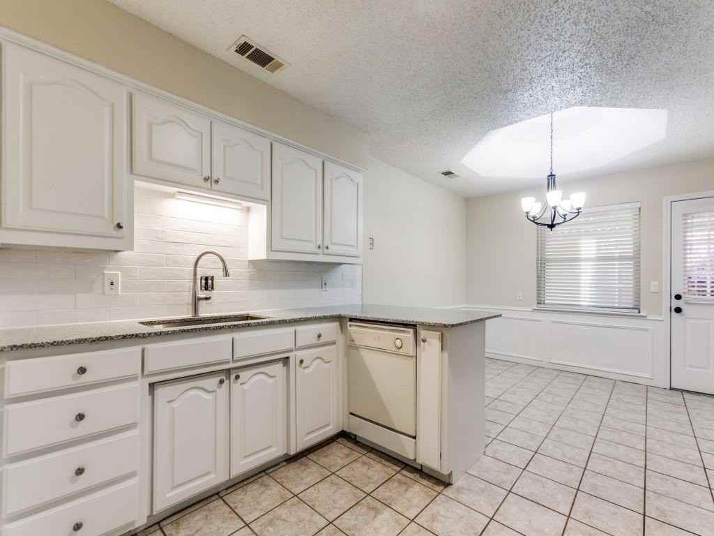 516 Cedar Elm Ln - Photo 4 of 13