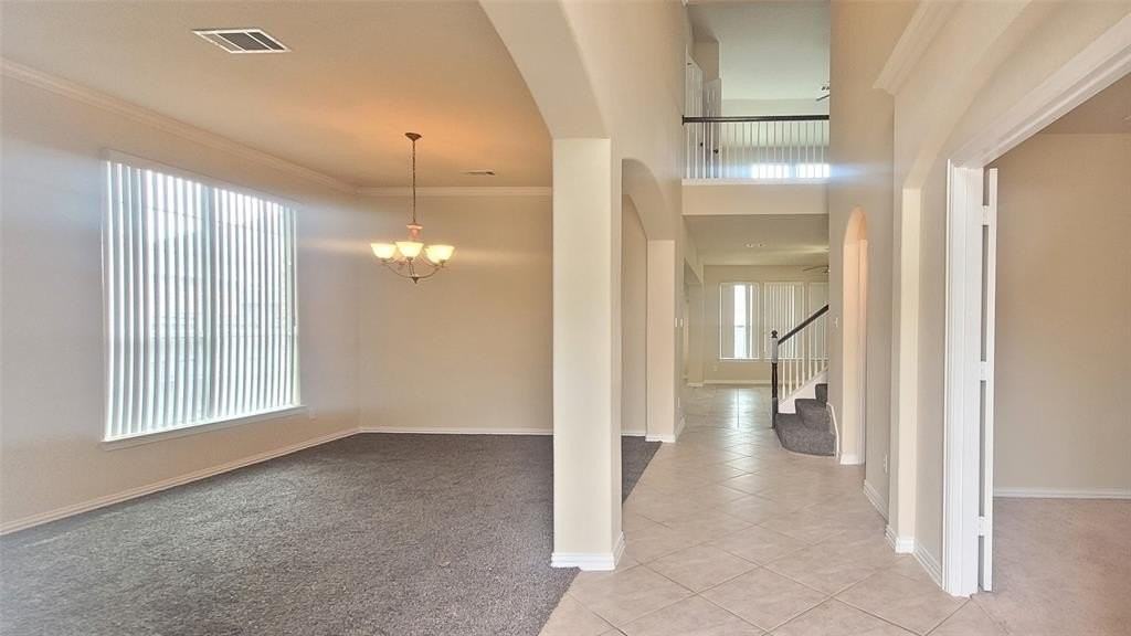 1220 Clover Hill Ln - Photo 2 of 30