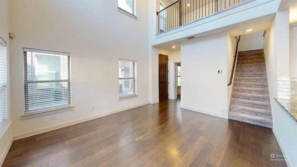 2733 Starburst - Photo 5 of 20