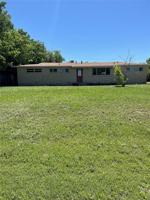 featured image of 2105 W Pearl St