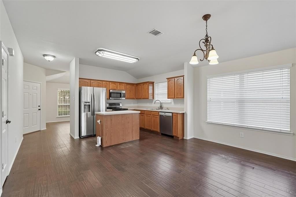 9822 Revolution Way - Photo 3 of 29