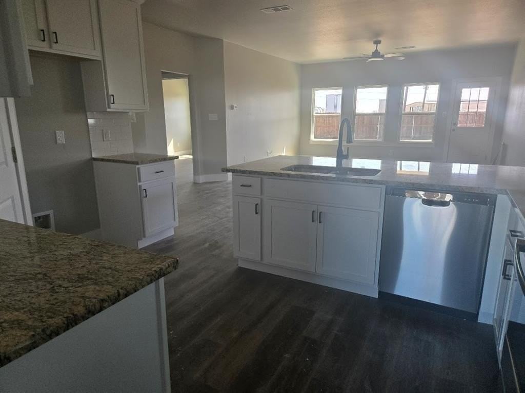 1350 Wyatt St - Photo 5 of 22