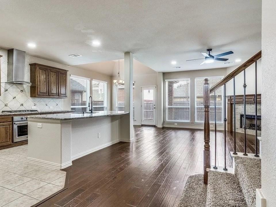 911 Melshire Dr - Photo 6 of 20