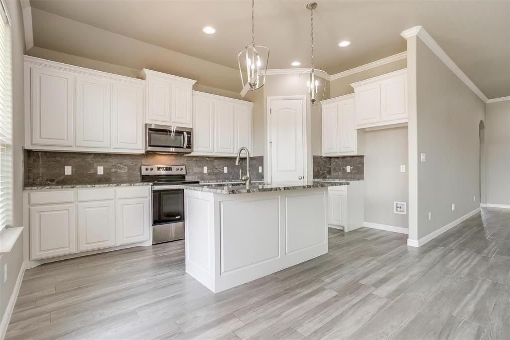 3332 Arrow Creek Dr - Photo 4 of 32