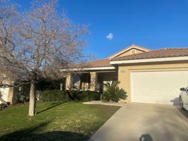 featured image of 27474 Fallbrook Ct